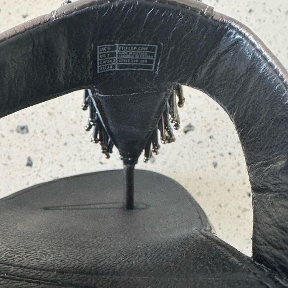 FitFlop Metallic Pewter Beaded Fringe Wedge Thong Comfort Sandals Women’s Size 7 - Picture 9 of 12